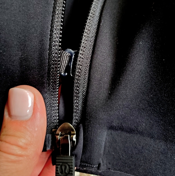 NWOT Lululemon Enlite *Zip Front Bra - Picture 5 of 14